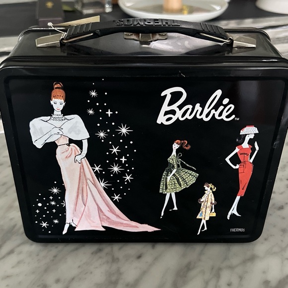 Barbie Metal Lunchbox Rare Limited Edition by THERMOS - Picture 2 of 11
